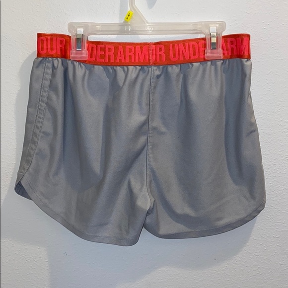 Girls under armor shorts - Picture 5 of 5